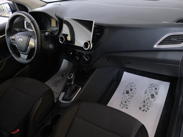 2019 Hyundai Solaris II, серый, 1159000 рублей - вид 17