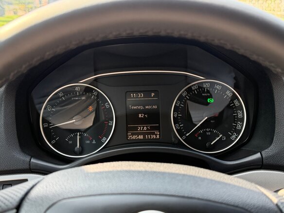 2012 Skoda Octavia II (A5) Рестайлинг, белый, 1390000 рублей - вид 8