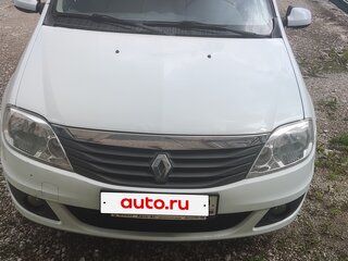 2013 Renault Logan I Рестайлинг, белый, 700000 рублей, вид 2