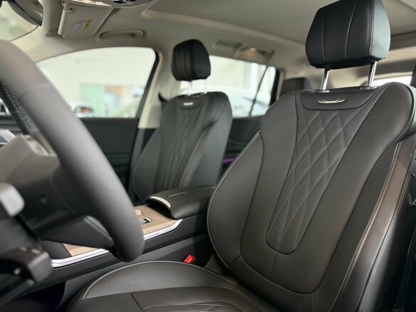 2025 Hongqi HS7 II, серый, 5200000 рублей - вид 16