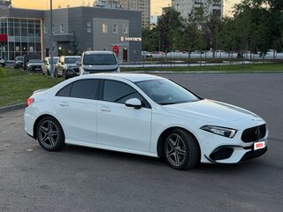 2020 Mercedes-Benz A-Класс 200 IV (W177), белый, 3500000 рублей, вид 2