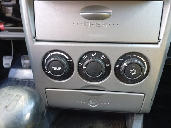 2010 Lada (ВАЗ) Priora I, чёрный, 380000 рублей - вид 23