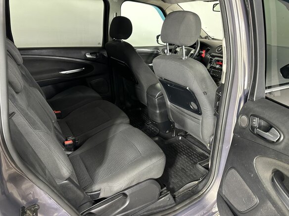 2012 Ford Galaxy II Рестайлинг, коричневый, 730000 рублей - вид 15