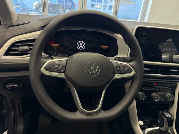2026 Volkswagen T-Roc I (China Market) Рестайлинг, серый, 3350000 рублей - вид 3