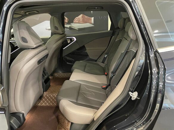 2026 BMW X3 Long 30L xDrive IV (G45/G48), чёрный, 7650000 рублей - вид 8