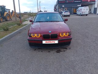 1997 BMW 3 серии 318i III (E36), красный, 450000 рублей, вид 1