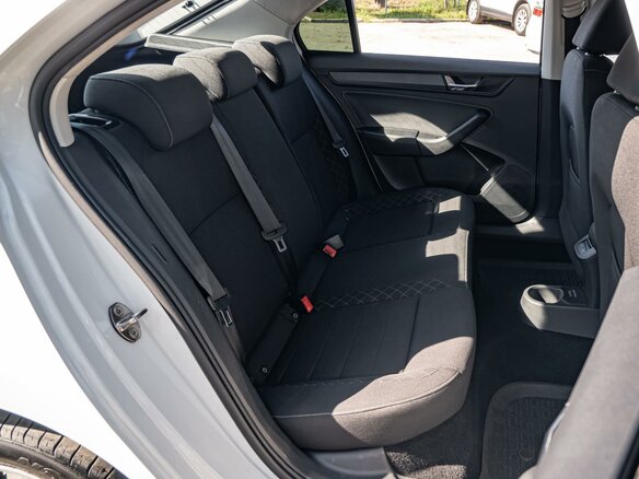 2021 Skoda Rapid II, белый, 1480000 рублей - вид 6