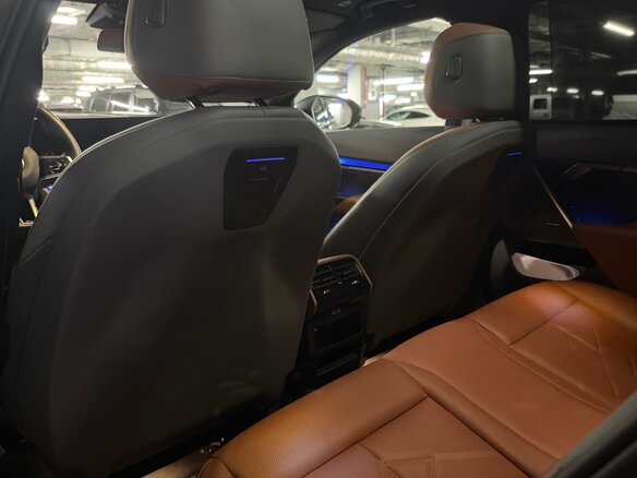 2023 BMW 5 серии 530i xDrive VIII (G60/G61/G68), серый, 7300000 рублей - вид 25