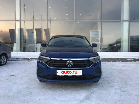 2020 Volkswagen Polo VI, синий, 836000 рублей, вид 2