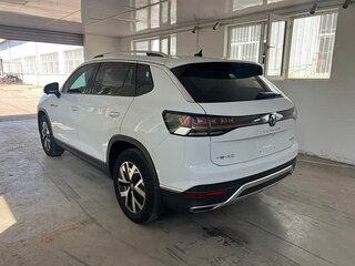 2023 Volkswagen Tayron I Рестайлинг, белый, 2400000 рублей, вид 5