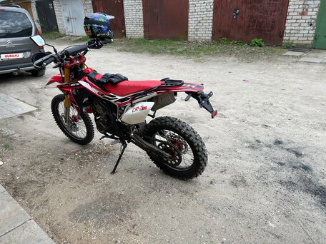 2022 Regulmoto CR-Z 300, красный, 166000 рублей, вид 2