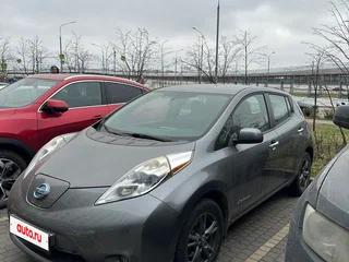 2014 Nissan Leaf I (ZE0/AZE0), серый, 1000000 рублей, вид 2