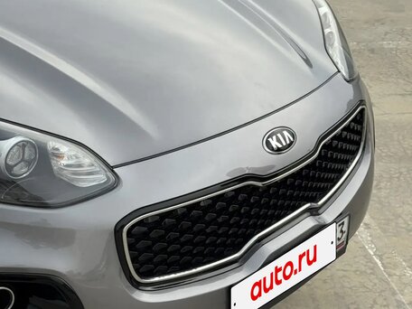 2018 Kia Sportage IV, серый, 1790000 рублей, вид 3