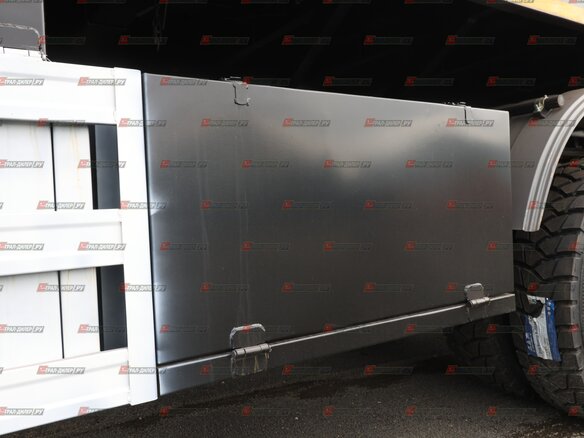 2026 Amur LYR9500JSR, чёрный, 5950000 рублей - вид 21
