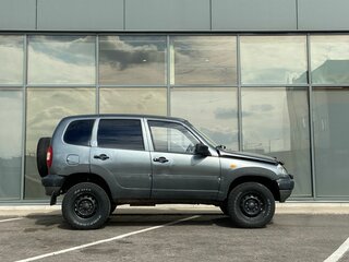 2004 Chevrolet Niva I, серый, 159000 рублей, вид 3