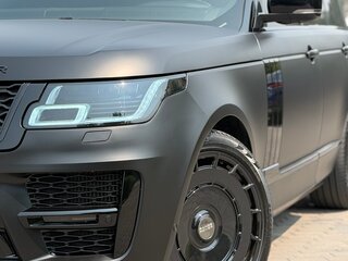 2017 Land Rover Range Rover IV, чёрный, 6000000 рублей, вид 3