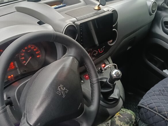 2013 Peugeot Partner II Рестайлинг, белый, 465000 рублей - вид 7