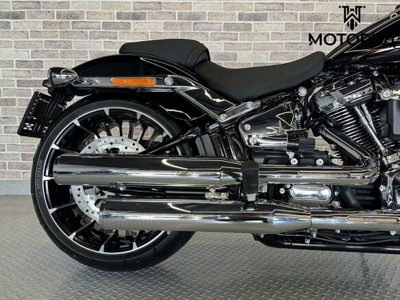 2024 Harley-Davidson Breakout, чёрный, 2690000 рублей - вид 19