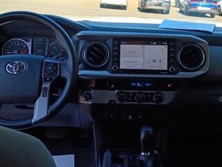 2023 Toyota Tacoma III, белый, 7901969 рублей, вид 4
