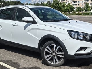 2018 Lada (ВАЗ) Vesta SW Cross I, белый, 999999 рублей, вид 2