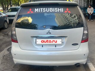 2004 Mitsubishi Grandis I, белый, 530000 рублей, вид 4