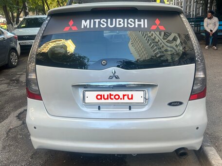 2004 Mitsubishi Grandis I, белый, 530000 рублей, вид 4