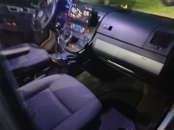 2003 Volkswagen Multivan T5, серый, 1050000 рублей - вид 6