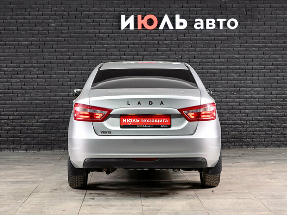 2018 Lada (ВАЗ) Vesta I, серебристый, 830000 рублей - вид 4