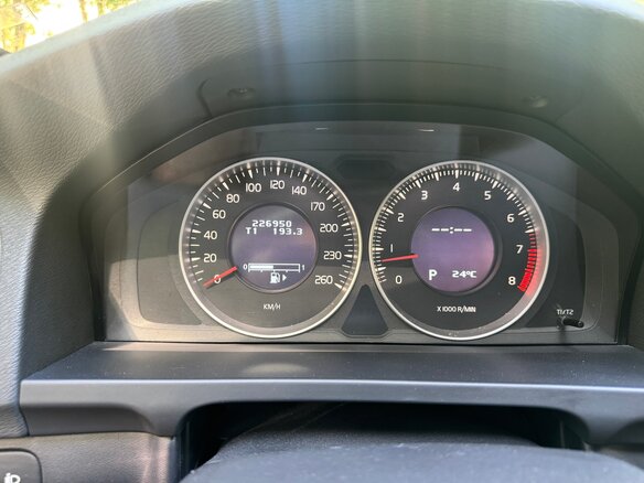 2013 Volvo S60 II, белый - вид 14