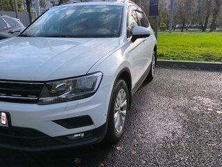 2017 Volkswagen Tiguan II, белый, 2400000 рублей, вид 2