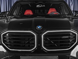 2026 BMW XM 50e, чёрный, 17950000 рублей, вид 4