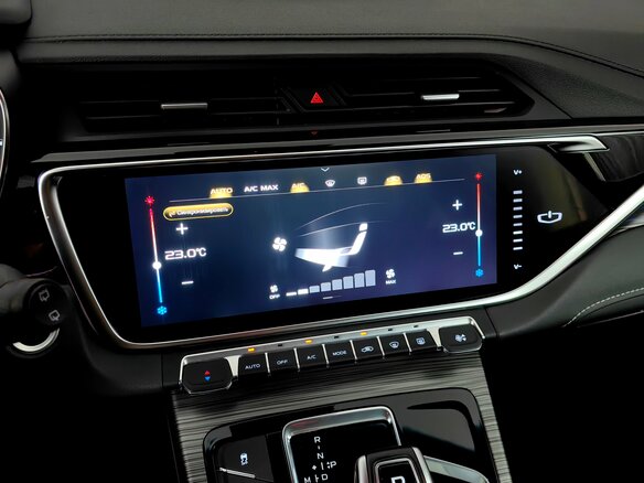 2024 Geely Atlas Pro, серый, 2089000 рублей - вид 17