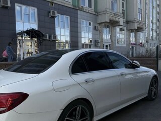 2016 Mercedes-Benz E-Класс 200 V (W213, S213, C238), белый, 2600000 рублей, вид 4