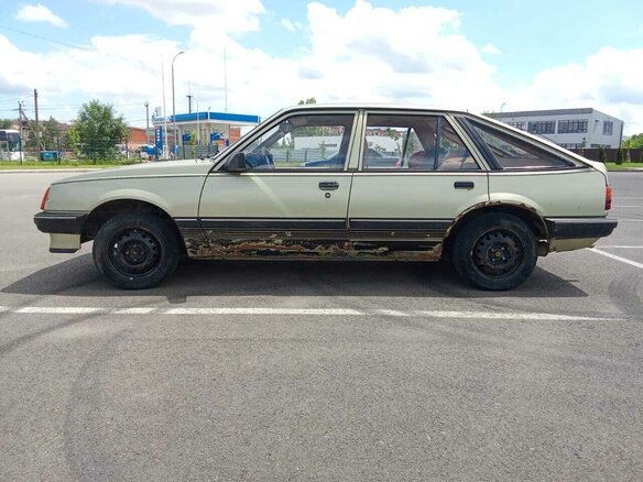 1984 Opel Ascona C, зелёный, 90000 рублей - вид 8