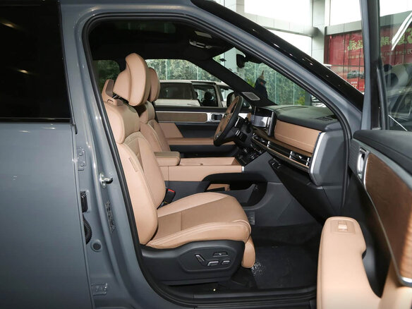 2026 Hyundai Santa Fe V (MX5), серый, 4980000 рублей - вид 16