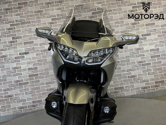 2025 Honda GL 1800 Gold Wing, серебристый, 3275000 рублей - вид 17