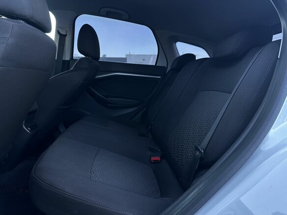 2019 Lada (ВАЗ) Vesta SW I, белый, 999000 рублей - вид 12