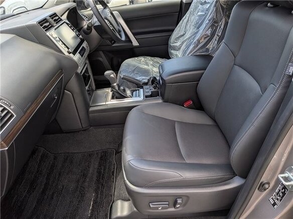 2023 Toyota Land Cruiser Prado 150 Series Рестайлинг 3, бежевый - вид 16