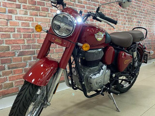 2026 Royal Enfield Classic 350, красный, 497000 рублей, вид 4