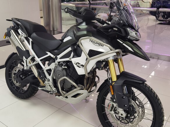 2023 Triumph Tiger 1200, зелёный, 1950000 рублей - вид 5