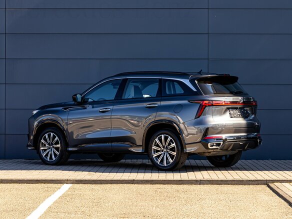 2024 Changan CS75 Plus III, серый, 2395000 рублей - вид 3