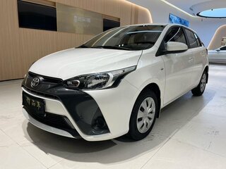 2018 Toyota Yaris III Рестайлинг 2, белый, 1277700 рублей, вид 1