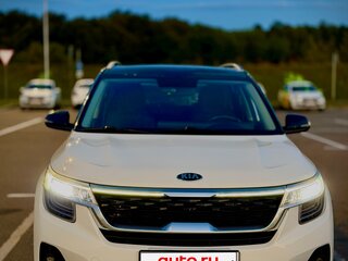 2021 Kia KX3, белый, 2280000 рублей, вид 3