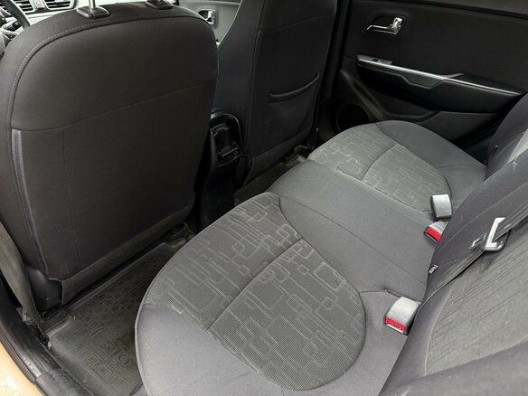 2014 Kia Rio 4-speed III, бежевый - вид 16