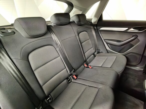 2015 Audi Q3 I (8U) Рестайлинг, белый, 1791000 рублей - вид 16