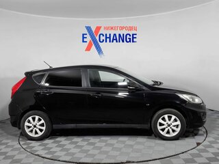 2011 Hyundai Solaris I, чёрный, 619000 рублей, вид 4