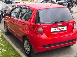 2008 Chevrolet Aveo I Рестайлинг, красный, 540000 рублей, вид 5