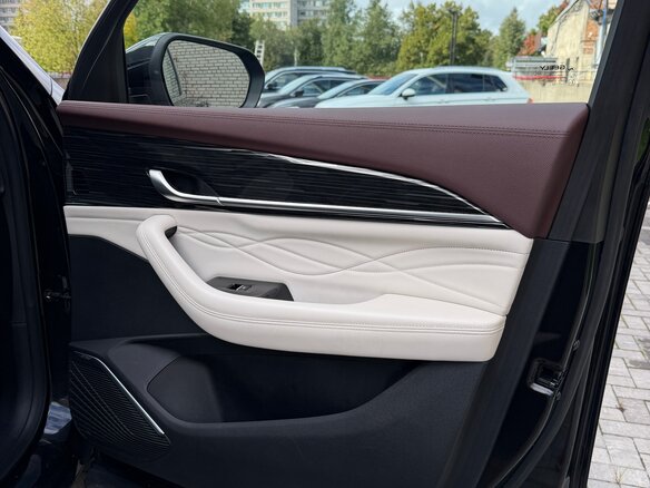 2023 Geely Monjaro I, чёрный, 2648000 рублей - вид 16