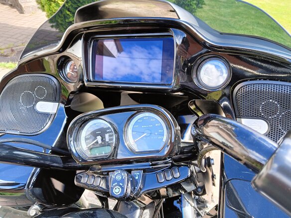 2021 Harley-Davidson Road Glide Limited, серый, 2299000 рублей - вид 14
