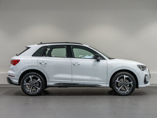 2026 Audi Q3 35 TFSI II (F3), белый, 4090000 рублей, вид 4